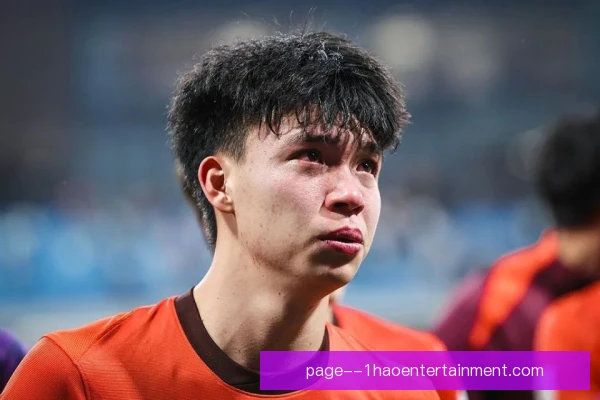 刘诚宇罚丢点球之后，中国U20的心理关与教练的临场调整